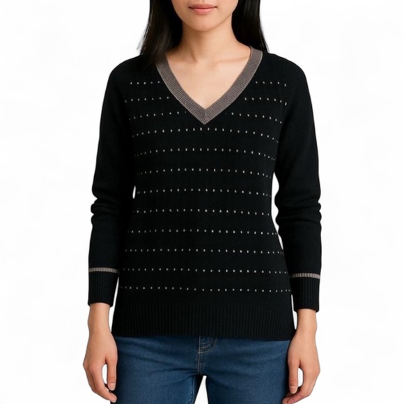 Subtle Luxury Sweaters - Subtle Luxury 100% Cashmere V-Neck Sweater Black Gray Ribbed Hem Size Small